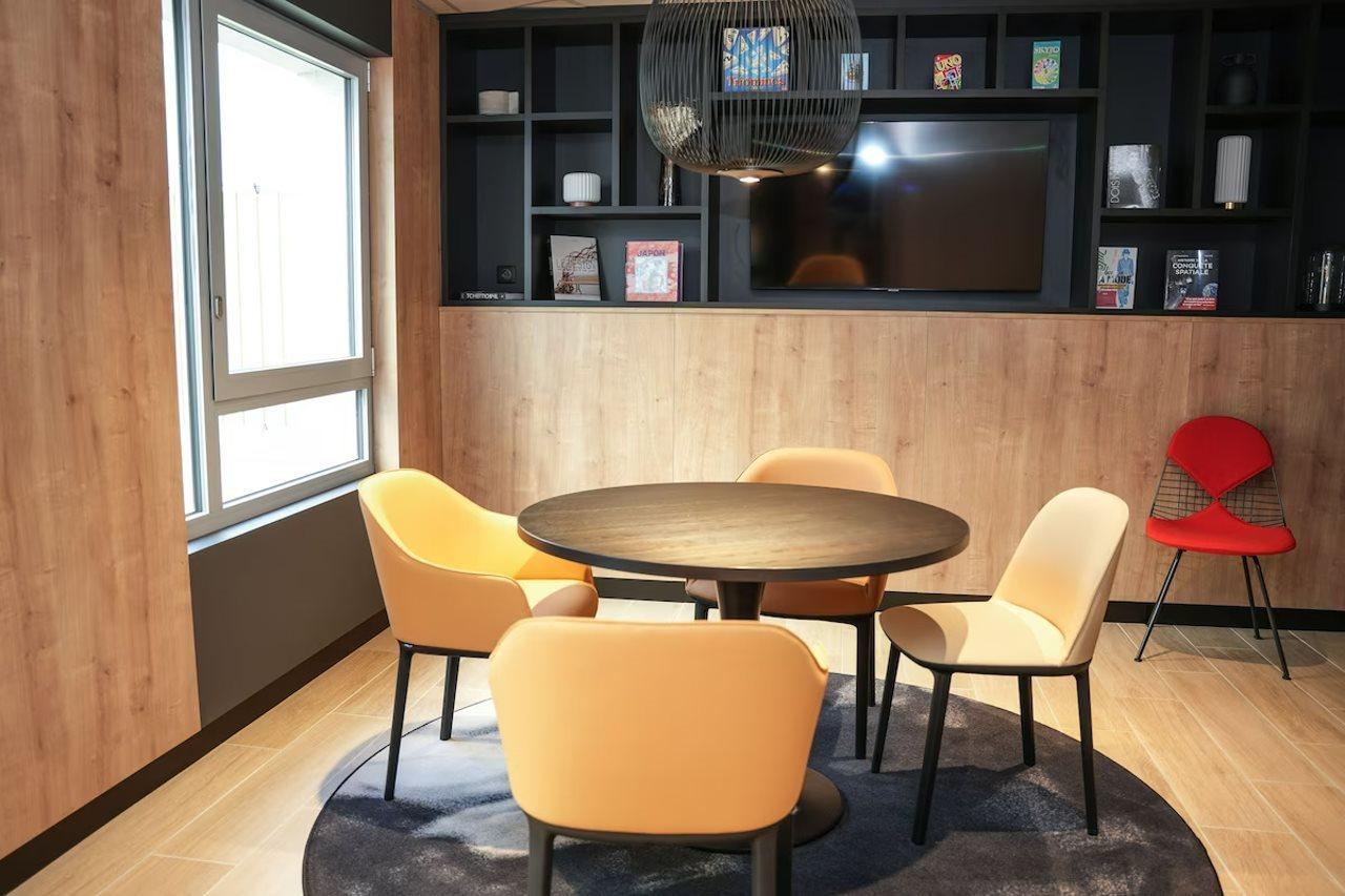 Ibis Paris Gare Montparnasse Catalogne Hotel Екстериор снимка