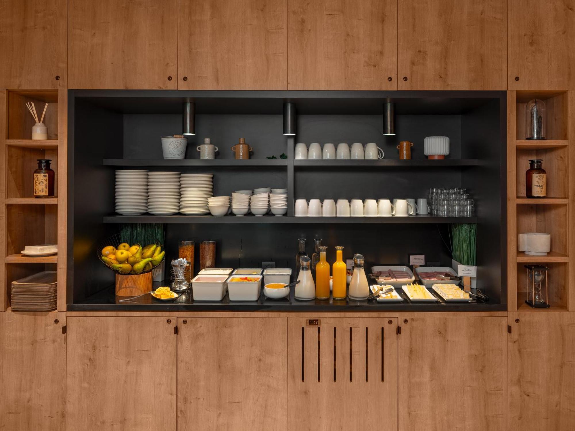 Ibis Paris Gare Montparnasse Catalogne Hotel Екстериор снимка