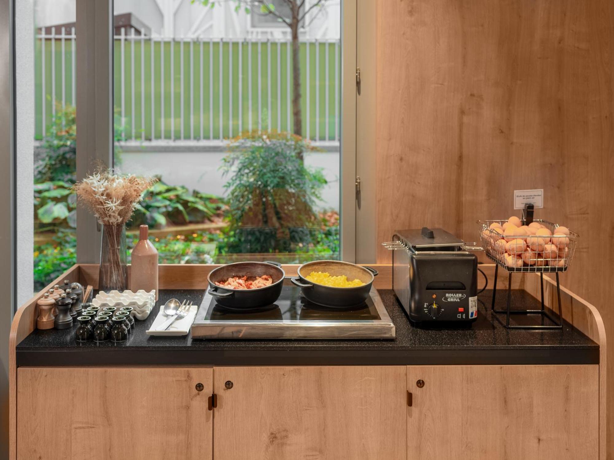 Ibis Paris Gare Montparnasse Catalogne Hotel Екстериор снимка